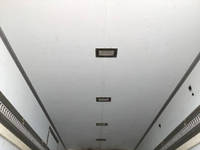 いすゞフォワード冷凍車（冷蔵車）中型（4t）[写真16]