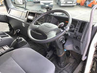 いすゞフォワード冷凍車（冷蔵車）中型（4t）[写真34]