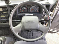 いすゞフォワード冷凍車（冷蔵車）中型（4t）[写真35]