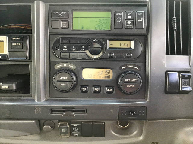 いすゞフォワード冷凍車（冷蔵車）中型（4t）[写真37]