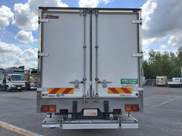 いすゞフォワード冷凍車（冷蔵車）中型（4t）[写真09]