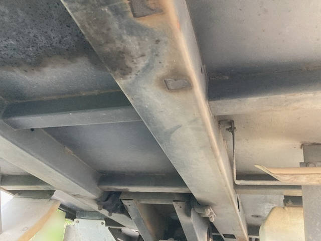 三菱ふそうキャンターダンプ小型（2t・3t）[写真11]