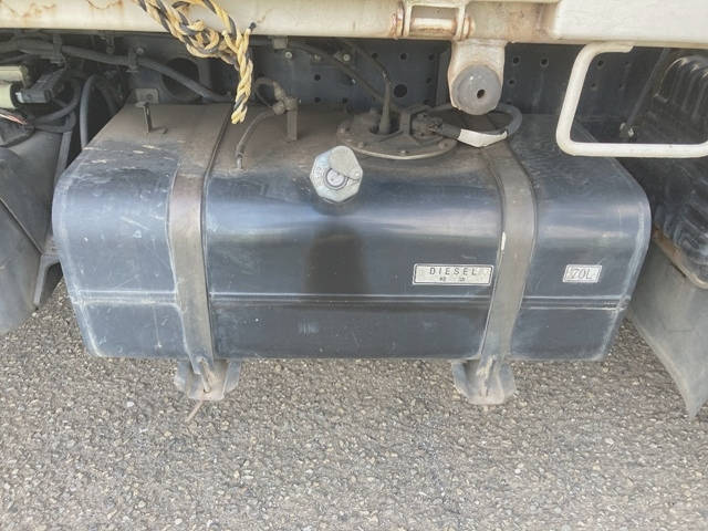 三菱ふそうキャンターダンプ小型（2t・3t）[写真18]