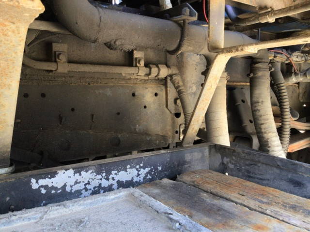 いすゞエルフコンクリートポンプ車小型（2t・3t）[写真12]