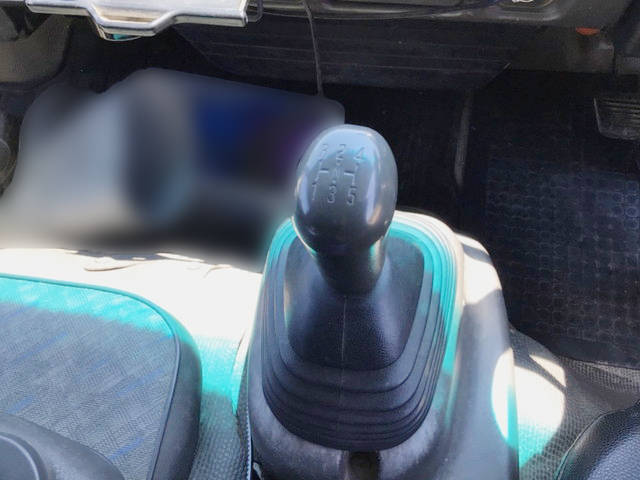 いすゞエルフコンクリートポンプ車小型（2t・3t）[写真17]