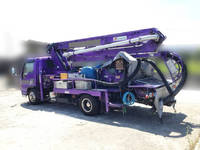 いすゞエルフコンクリートポンプ車小型（2t・3t）[写真04]