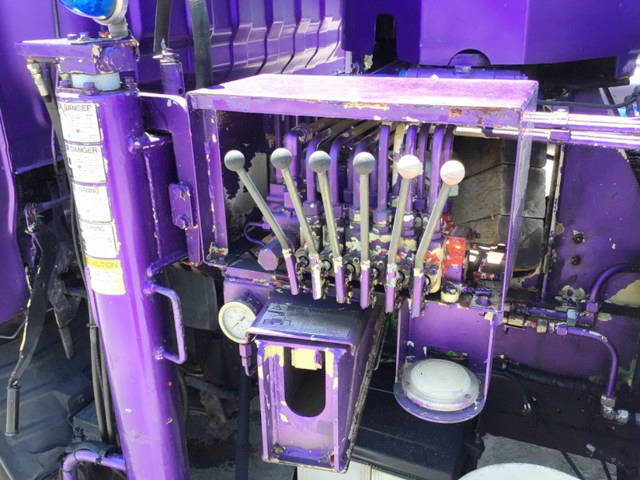 いすゞエルフコンクリートポンプ車小型（2t・3t）[写真07]