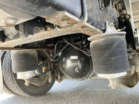 いすゞギガアルミウイング大型（10t）[写真14]