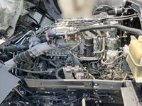 いすゞギガアルミウイング大型（10t）[写真20]