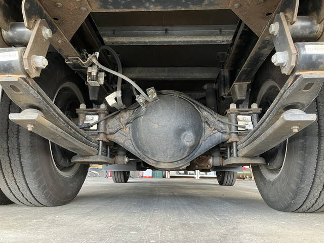 いすゞエルフパネルバン小型（2t・3t）[写真20]