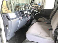 いすゞエルフパネルバン小型（2t・3t）[写真27]