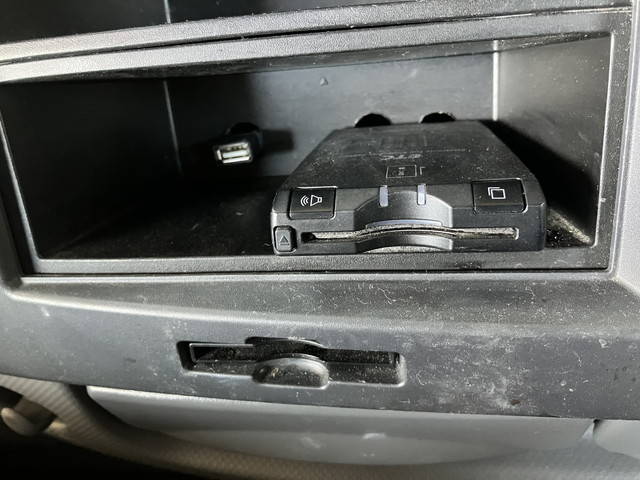 いすゞエルフパネルバン小型（2t・3t）[写真33]