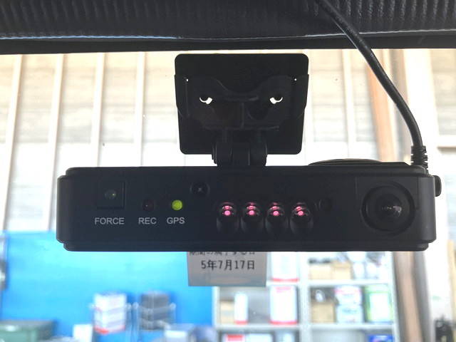 いすゞエルフパネルバン小型（2t・3t）[写真34]