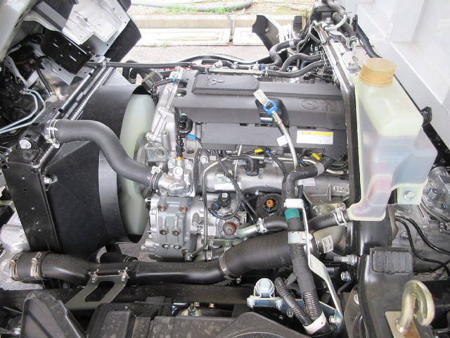 三菱ふそうキャンターアルミウイング小型（2t・3t）[写真14]