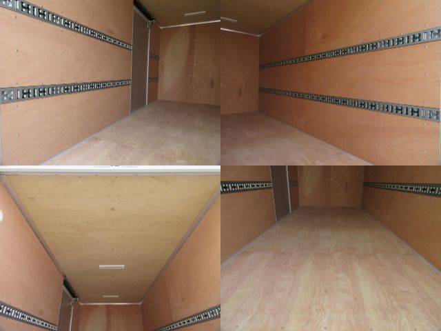 三菱ふそうキャンターアルミバン小型（2t・3t）[写真11]