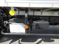 三菱ふそうキャンターアルミバン小型（2t・3t）[写真14]