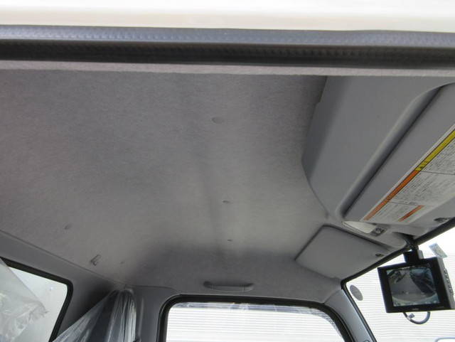 三菱ふそうキャンターアルミバン小型（2t・3t）[写真30]