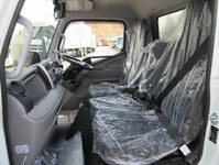 三菱ふそうキャンターアルミバン小型（2t・3t）[写真31]