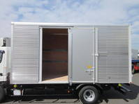 三菱ふそうキャンターアルミバン小型（2t・3t）[写真04]