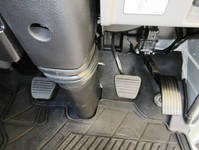 三菱ふそうキャンターアルミバン小型（2t・3t）[写真30]