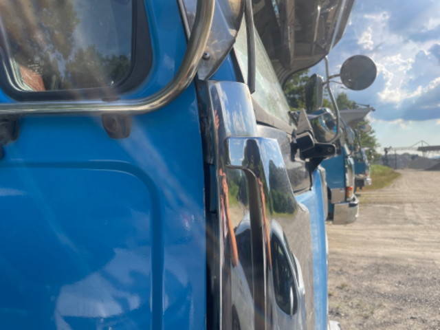 UDトラックスビッグサムダンプ大型（10t）[写真30]