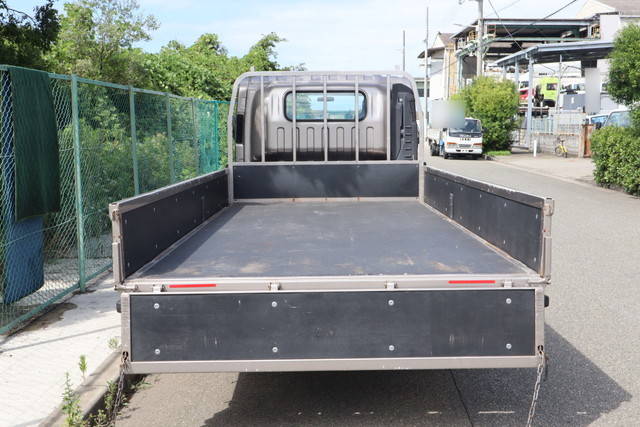 いすゞエルフ平ボディ小型（2t・3t）[写真12]