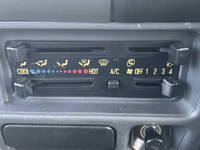 いすゞエルフ幌ウイング小型（2t・3t）[写真36]