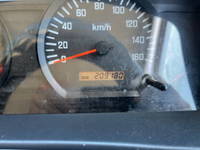 いすゞエルフアルミバン小型（2t・3t）[写真32]