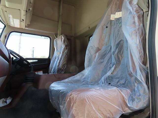 日野レンジャーアルミウイング中型（4t）[写真09]