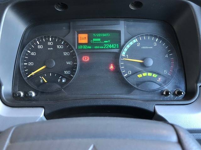 三菱ふそうキャンターアルミバン小型（2t・3t）[写真20]