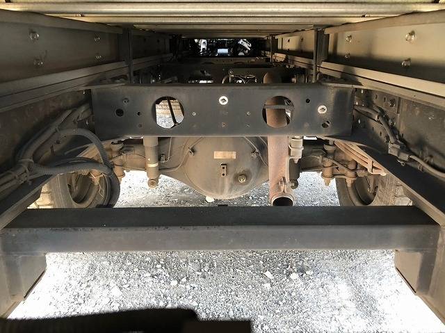 三菱ふそうキャンターアルミバン小型（2t・3t）[写真37]