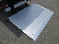 いすゞエルフアルミバン小型（2t・3t）[写真11]