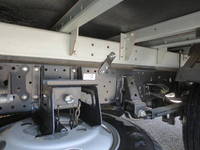 いすゞエルフアルミバン小型（2t・3t）[写真13]