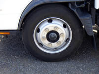 三菱ふそうキャンター平ボディ小型（2t・3t）[写真13]