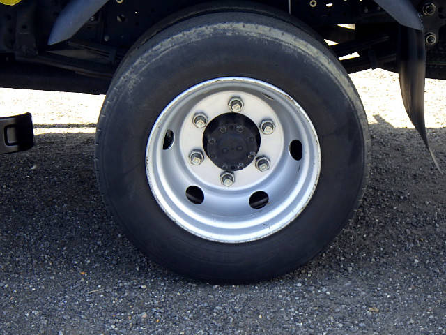 三菱ふそうキャンター平ボディ小型（2t・3t）[写真14]