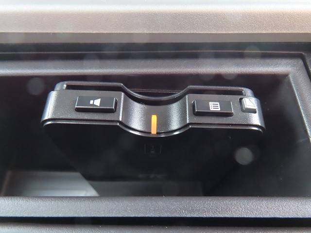 三菱ふそうファイターコンテナ専用車増トン（6t・8t）[写真17]