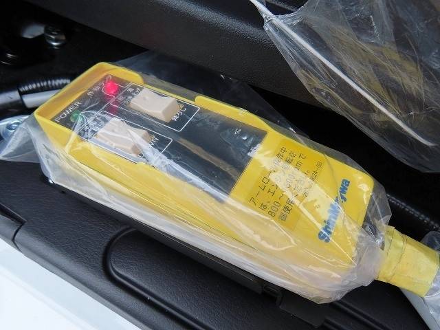 三菱ふそうファイターコンテナ専用車増トン（6t・8t）[写真20]