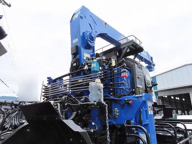 三菱ふそうファイターコンテナ専用車増トン（6t・8t）[写真24]