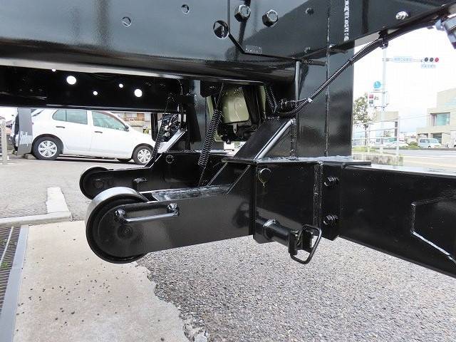 三菱ふそうファイターコンテナ専用車増トン（6t・8t）[写真29]