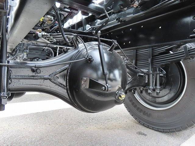 三菱ふそうファイターコンテナ専用車増トン（6t・8t）[写真37]