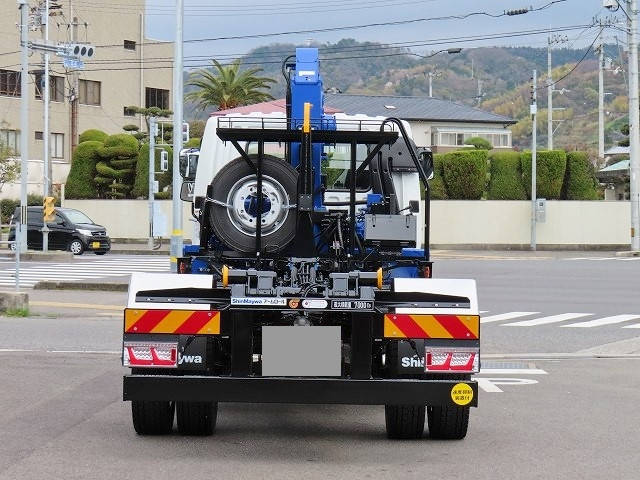 三菱ふそうファイターコンテナ専用車増トン（6t・8t）[写真07]