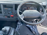 いすゞエルフアルミブロック小型（2t・3t）[写真11]