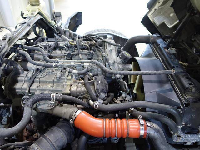 三菱ふそうキャンターアルミウイング小型（2t・3t）[写真23]