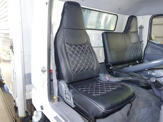 三菱ふそうキャンターアルミウイング小型（2t・3t）[写真26]