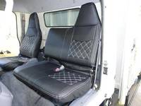 三菱ふそうキャンターアルミウイング小型（2t・3t）[写真28]