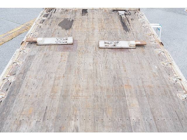 三菱ふそうスーパーグレートアルミブロック大型（10t）[写真11]