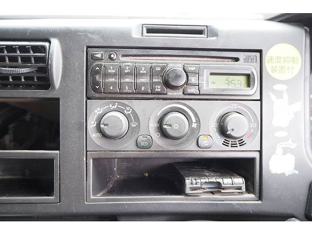 三菱ふそうスーパーグレートアルミブロック大型（10t）[写真36]