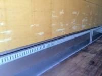 三菱ふそうスーパーグレートアルミウイング大型（10t）[写真11]