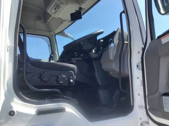 三菱ふそうスーパーグレートアルミウイング大型（10t）[写真33]