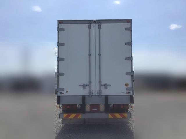 三菱ふそうスーパーグレートアルミウイング大型（10t）[写真07]